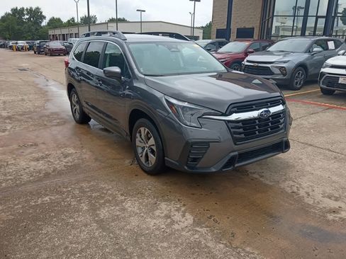Used 2025 Subaru Ascent Premium AWD/4WD image 6