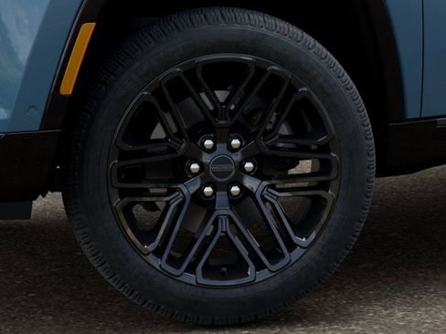 New 2026 Jeep Grand Wagoneer Limited AWD/4WD image 4