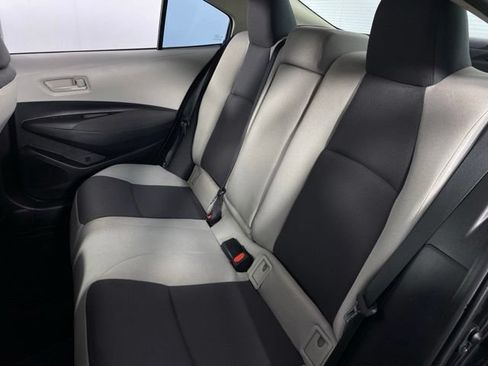 Used 2025 Toyota Corolla LE FWD image 16