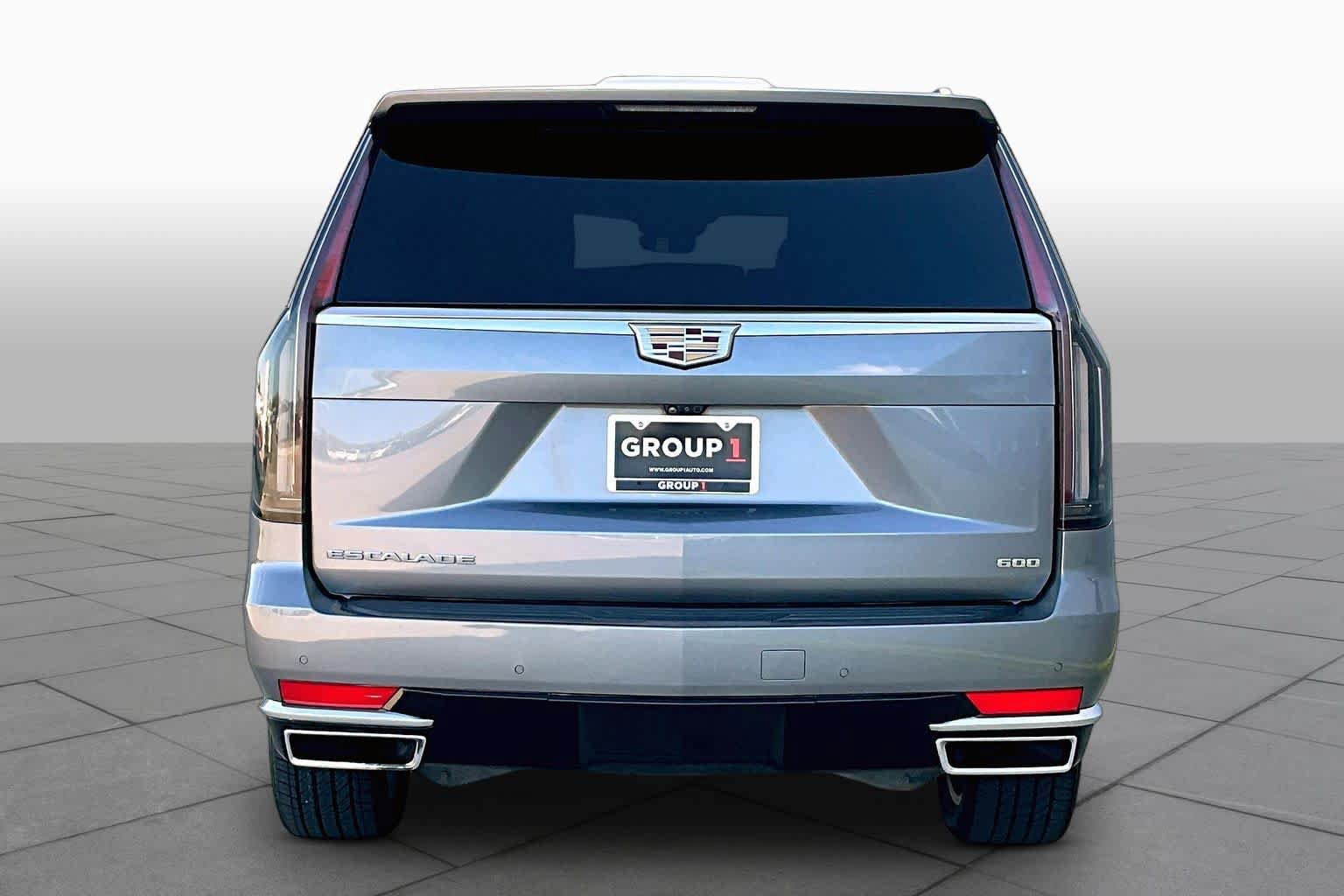 Used 2021 Cadillac Escalade ESV Premium Luxury RWD image 5