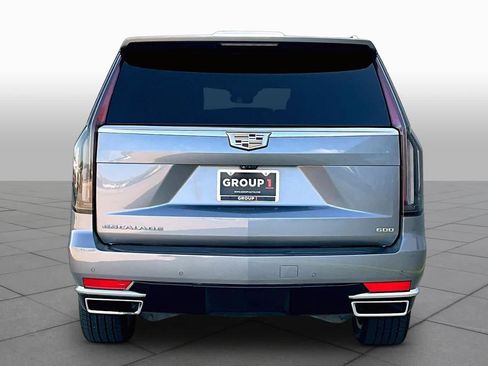 Used 2021 Cadillac Escalade ESV Premium Luxury RWD image 5