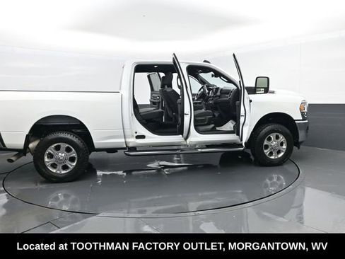 Used 2024 RAM 2500 Big Horn image 26