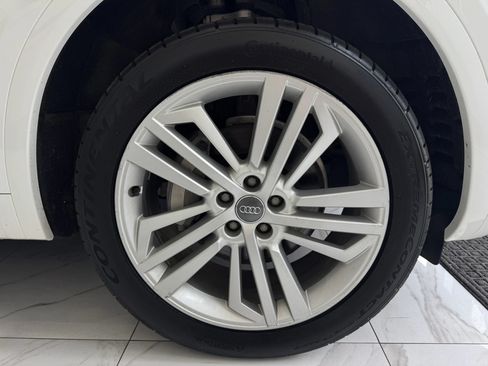 Used 2018 Audi Q5 2.0T Premium Plus w/ Premium Plus Package AWD/4WD image 11