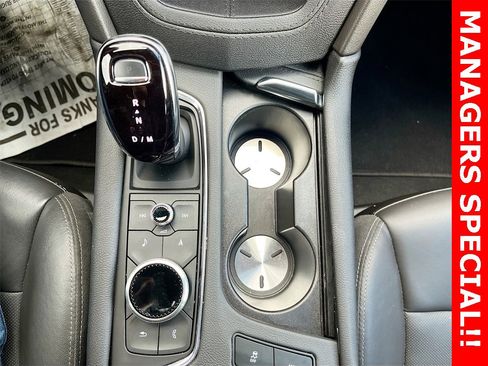 Used 2024 Cadillac XT5 Premium Luxury w/ Technology Package image 17