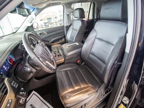 Used 2018 GMC Yukon Denali w/ Denali Ultimate Package image 15