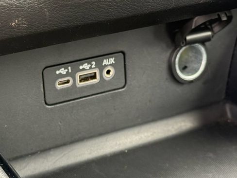 Used 2024 Nissan Altima 2.5 SV FWD image 33