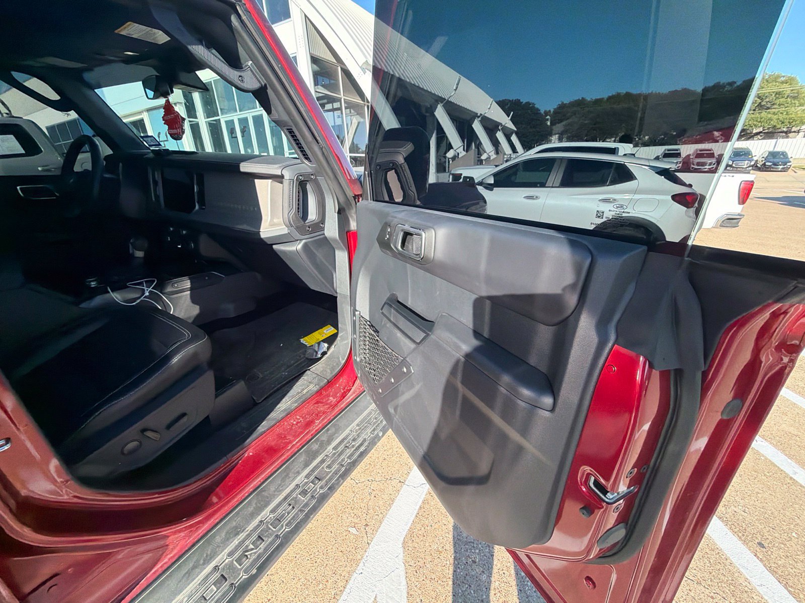 Used 2026 Ford Bronco Outer Banks AWD/4WD image 22
