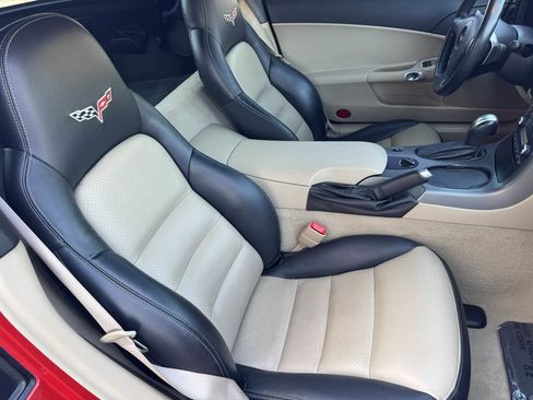 Used 2007 Chevrolet Corvette Coupe w/ Preferred Equipment Group image 20