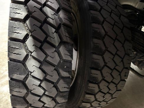 Used 2022 Ford F550 4x4 Crew Cab Super Duty w/ Power Equipment Group image 42