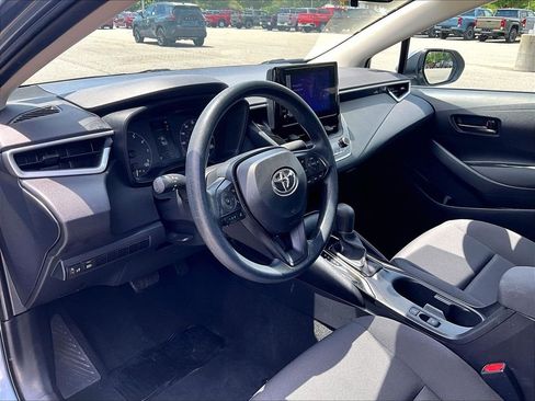 Used 2024 Toyota Corolla LE FWD image 8
