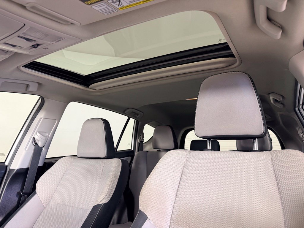 Used 2016 Toyota RAV4 XLE FWD image 23