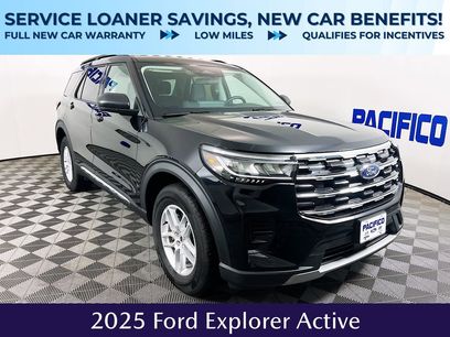 Used 2025 Ford Explorer Active