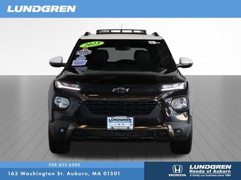 Used 2023 Chevrolet TrailBlazer ACTIV w/ Sun and Liftgate Package AWD/4WD image 2