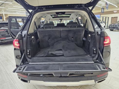 Used 2020 BMW X7 xDrive40i w/ Premium Package AWD/4WD image 13