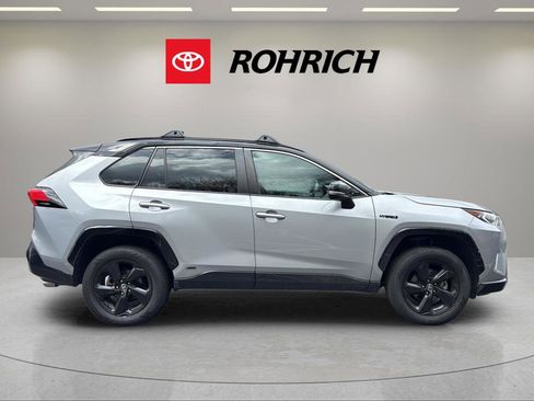 Used 2021 Toyota RAV4 XSE image 5