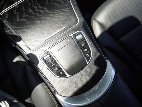 Used 2023 Mercedes-Benz GLC 300 4MATIC Coupe image 29