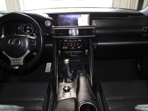 Used 2017 Lexus IS 350 AWD image 12