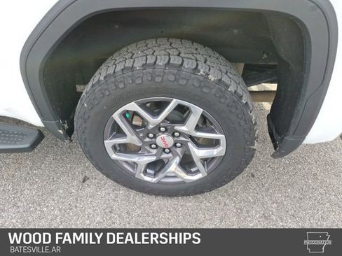 Used 2023 GMC Sierra 1500 SLT w/ SLT Premium Package image 13