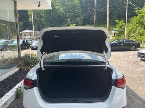 Used 2025 Nissan Sentra S FWD image 25