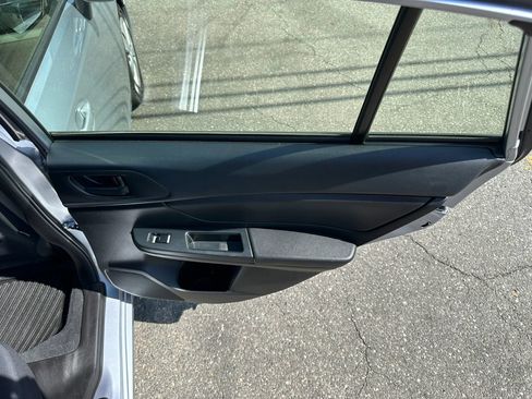 Used 2013 Subaru Impreza 2.0i AWD/4WD image 32