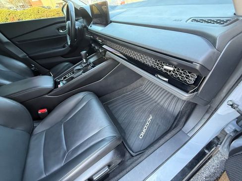 Used 2023 Honda Accord Touring image 43