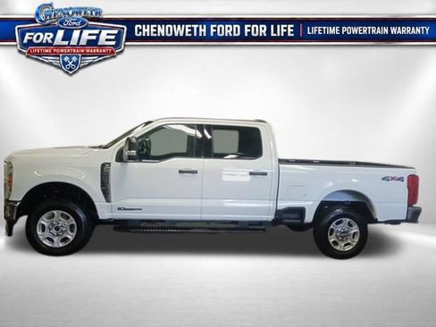 Used 2026 Ford F250 XLT AWD/4WD image 2