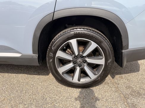 Used 2023 Honda Pilot Touring image 8