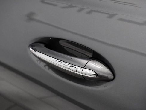 Used 2023 Chevrolet Bolt EUV Premier image 45