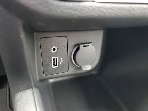 Used 2024 Nissan Kicks S image 21