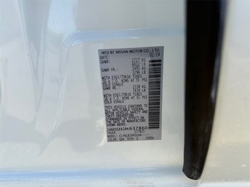 Certified 2024 Nissan Frontier SV image 31