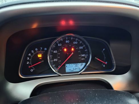 Used 2013 Toyota RAV4 Limited AWD/4WD image 10