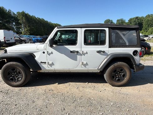 Used 2023 Jeep Wrangler Unlimited Sport AWD/4WD image 11