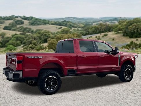 Used 2025 Ford F250 Lariat w/ Tremor Off-Road Package AWD/4WD image 11