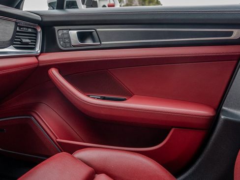 Used 2023 Porsche Panamera Platinum Edition image 12