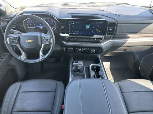Used 2023 Chevrolet Silverado 1500 LTZ AWD/4WD image 18