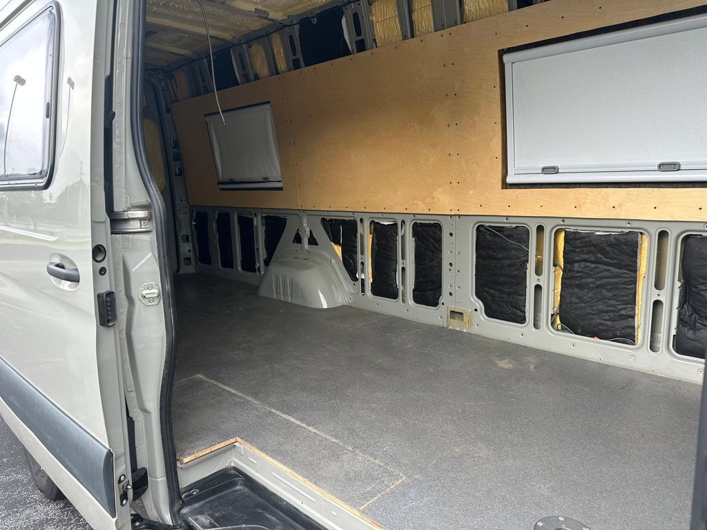 Used 2020 Mercedes-Benz Sprinter 2500 w/ Premium Plus Package image 13