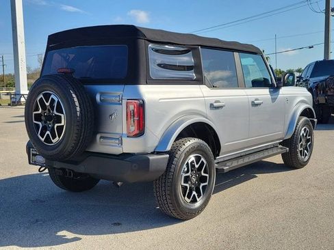 Certified 2021 Ford Bronco Outer Banks image 6