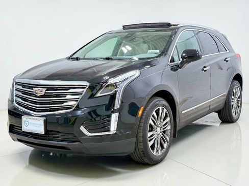 Used 2017 Cadillac XT5 Premium Luxury AWD/4WD image 10