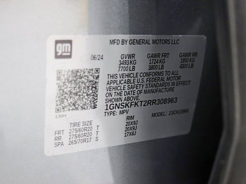 Used 2024 Chevrolet Suburban Premier w/ Premium Package image 45