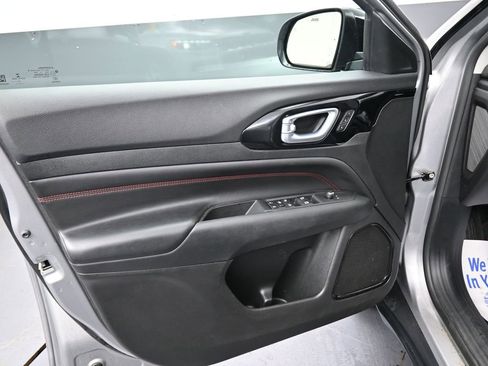 Used 2022 Jeep Compass Trailhawk w/ Trailhawk Elite Group image 29