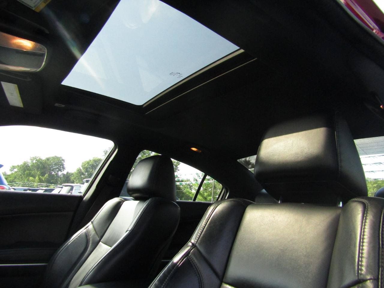 Used 2020 Dodge Charger SXT w/ Leather Interior Group RWD image 12
