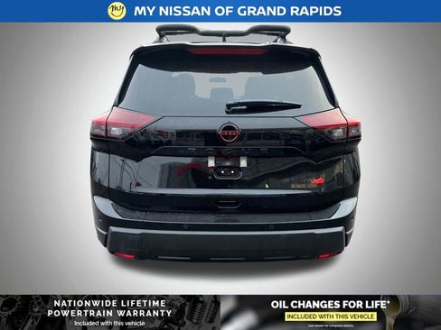 New 2026 Nissan Rogue SV image 5