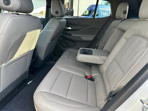 Used 2026 Buick Envista Avenir FWD image 22