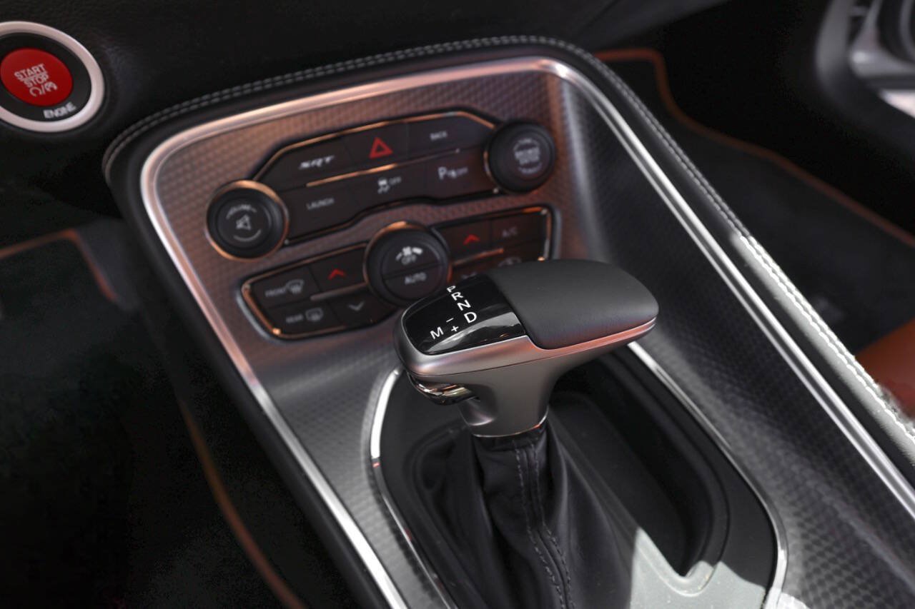 Used 2015 Dodge Challenger SRT Hellcat RWD image 82