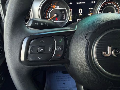 Used 2023 Jeep Wrangler Unlimited Sport image 22