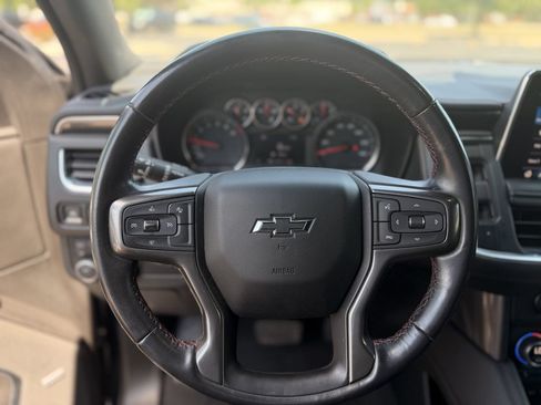 Used 2021 Chevrolet Suburban RST AWD/4WD image 17