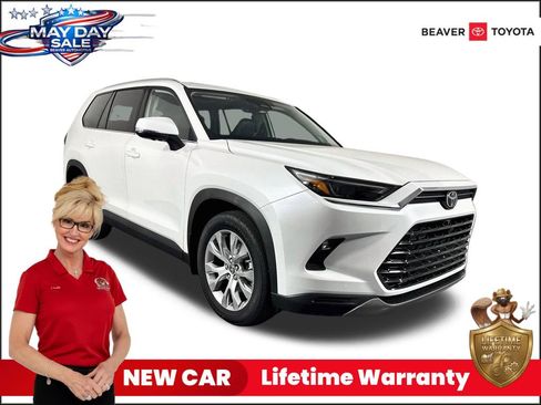 New 2026 Toyota Grand Highlander FWD image 1