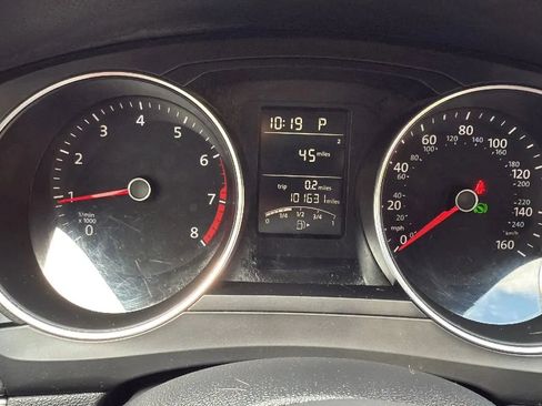 Used 2018 Volkswagen Jetta S w/ Cold Weather Package image 16