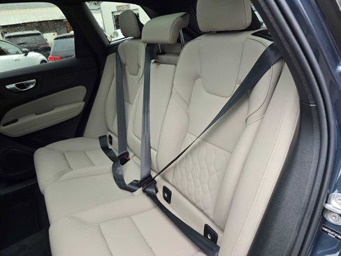 New 2026 Volvo XC60 B5 Core image 17