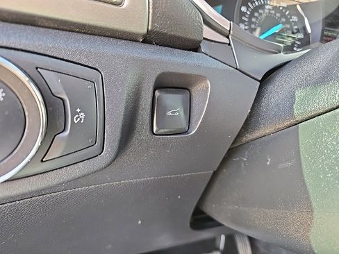 Used 2020 Ford Fusion S image 32